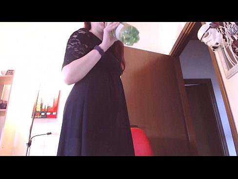 ❤️ Un escravo sumiso que adora as bragas sucias e deliciosas vese obrigado a masturbarse despois de ver este vídeo! ️ Vídeo de puta en % gl.hentai-menu.ru % ❌❤