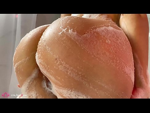 ❤️ Morena masturba o coño cun vibrador ata un orgasmo intenso na ducha ️ Vídeo de puta en % gl.hentai-menu.ru % ❌❤